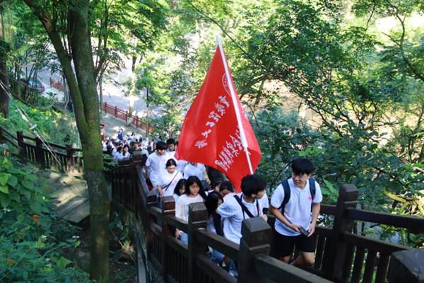 哈利波特中韦斯莱双子为什么会知道怎么使用活点地图？游戏画面